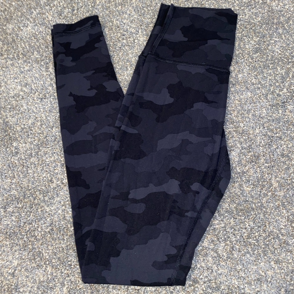 Lululemon Align High-Rise Pant 28” Heritage 365 Camo Deep Coal Multi